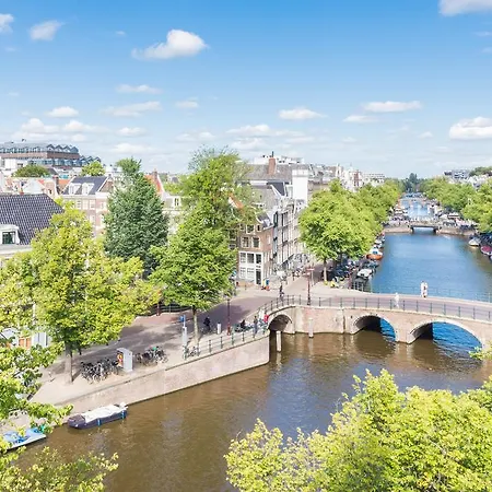 Canal Vitality 아파트